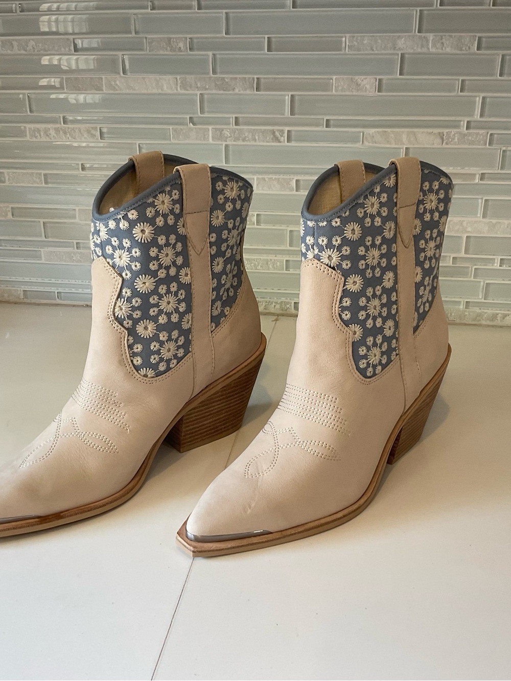 Dolce Vita Women's Nashe Mid Calf Boot NWOT
